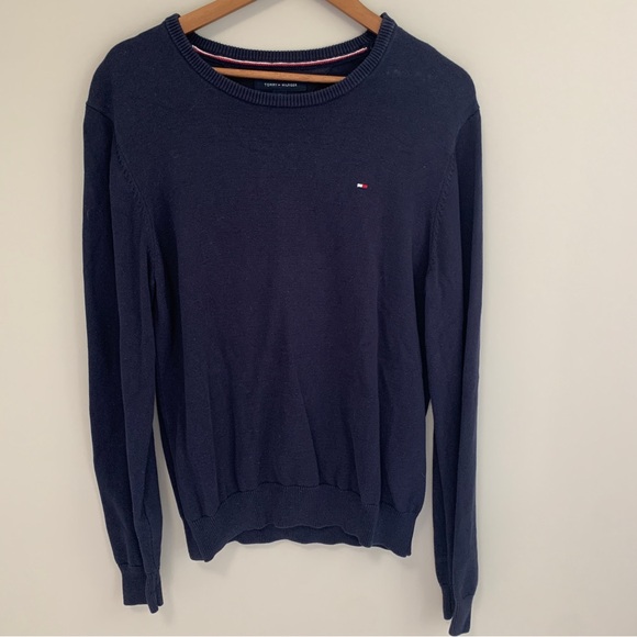 ✨2/$30✨ Tommy Hilfiger Pull-over Sweater - Picture 1 of 4
